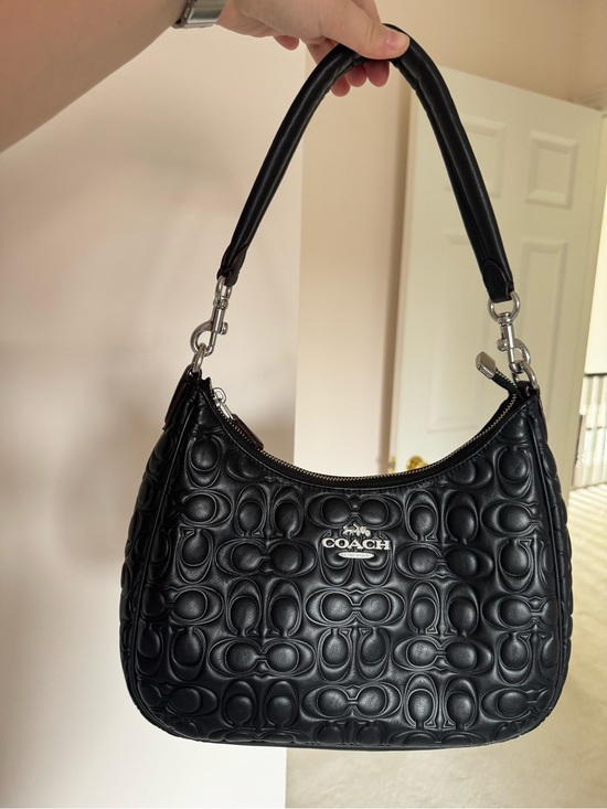 Coach Handbags - Coach Teri Hobo Bag Embossed Signature Leather